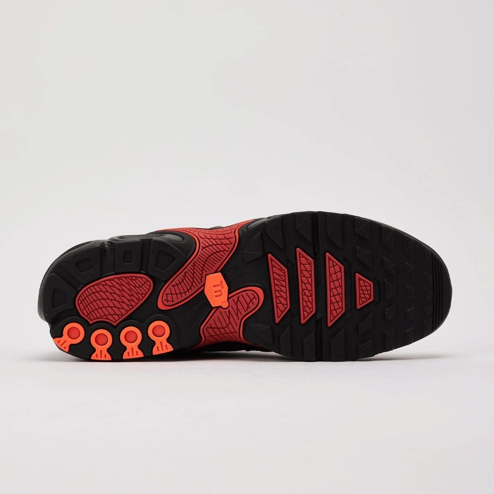 Nike Air Max Plus Drift Black Dragon Red - Droper