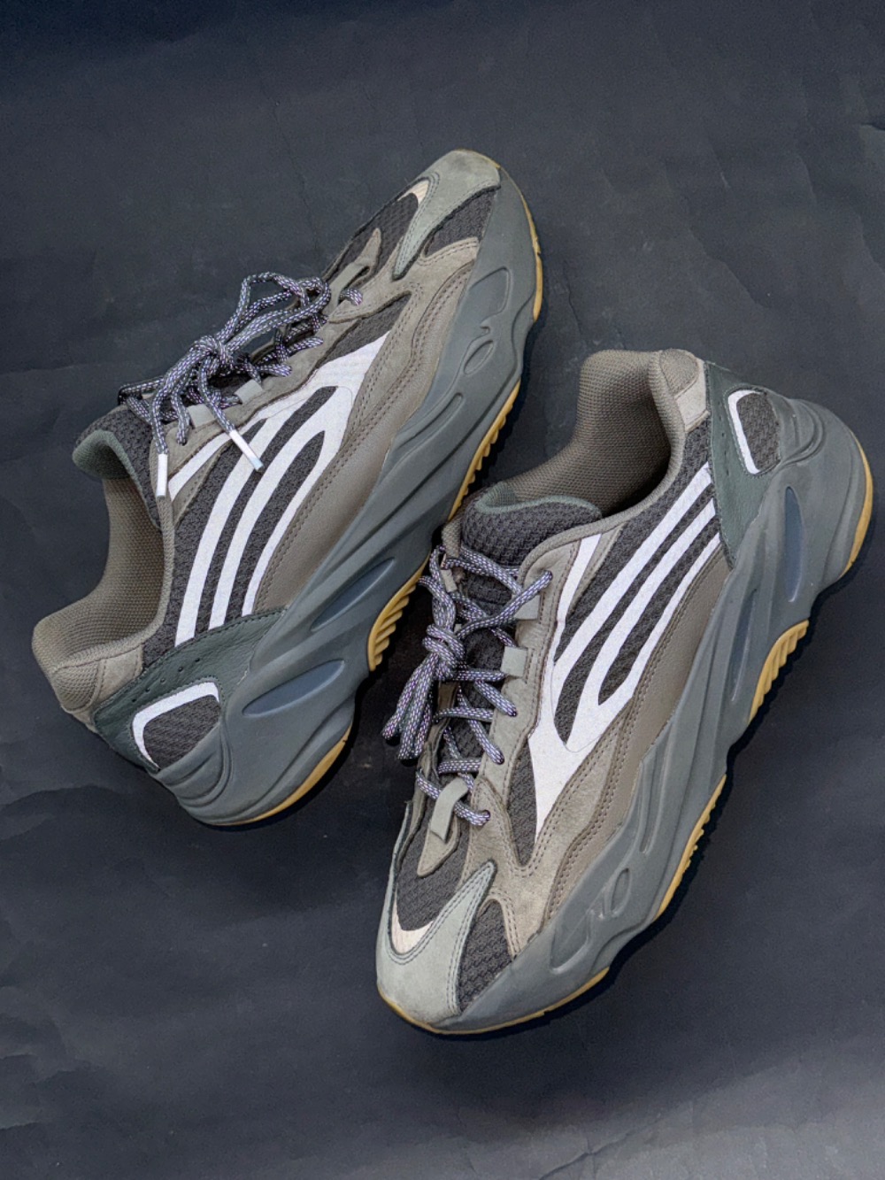 Yeezy 700 v2 Geode