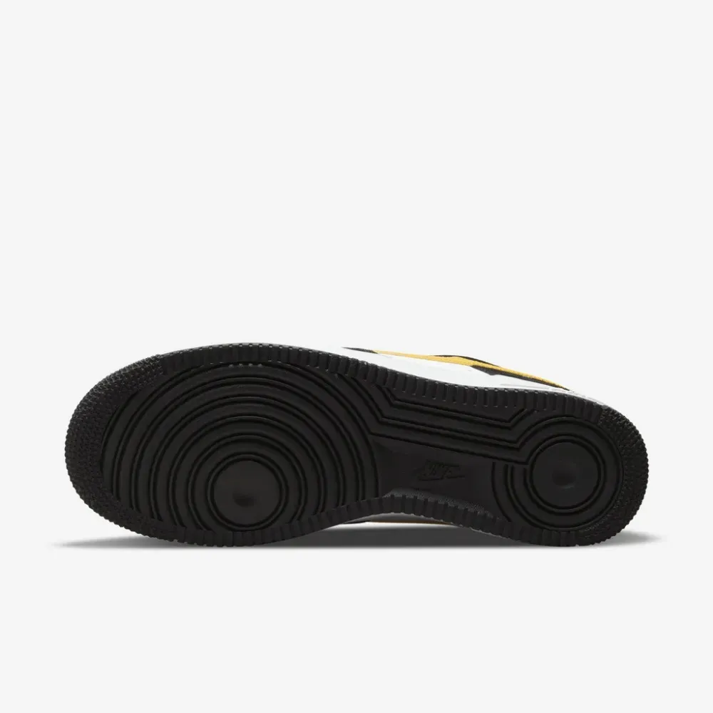 Nike Air Force 1 Low Athletic Club Black University Gold foto 5