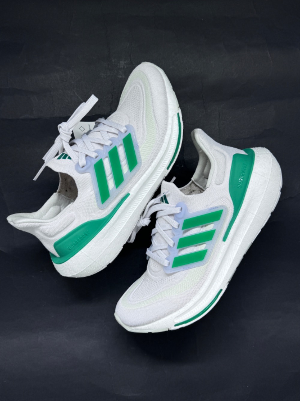 adidas Ultraboost Light White Tint Court Green — 35, Novo