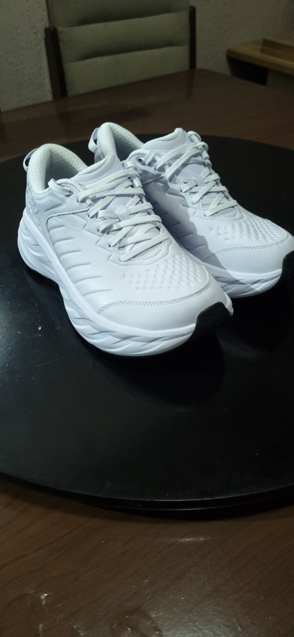Hoka one one