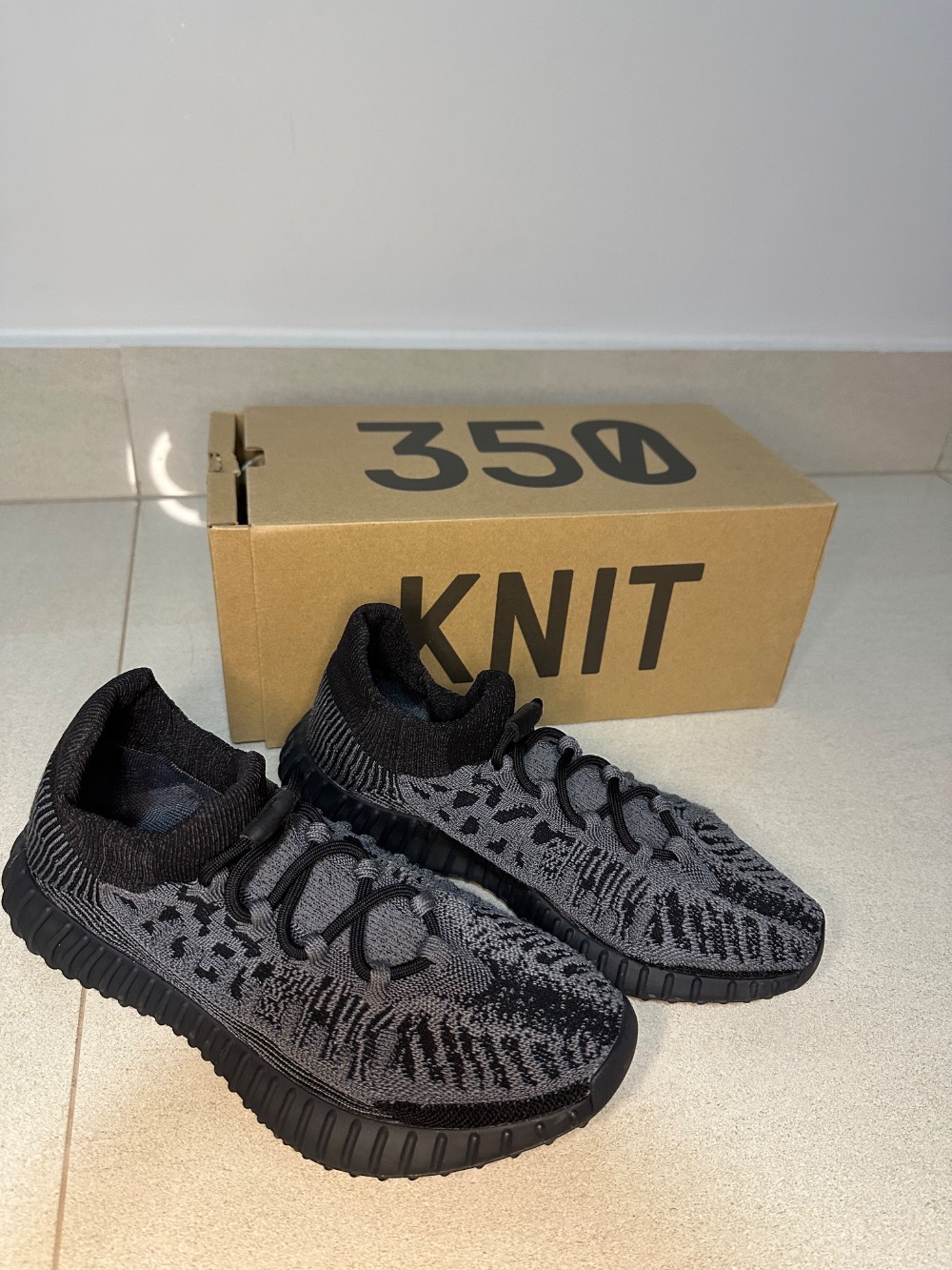 Yeezy 350 V2 CMPCT Slate Onyx
