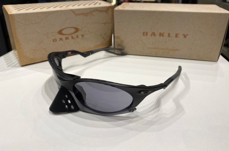 Óculos Oakley Plantaris Matte Black Prizm Grey - Droper