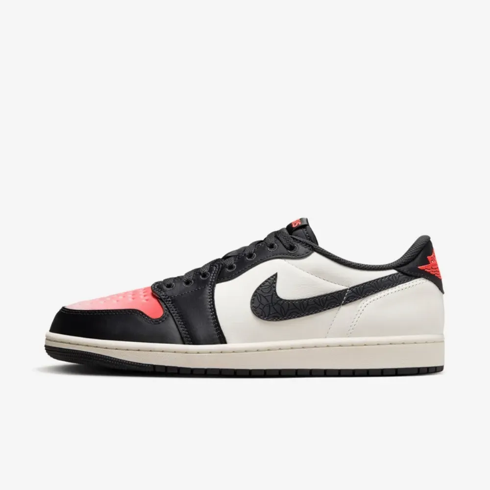 Paris Saint-Germain x Air Jordan 1 Low Sail and Off Noir foto 3