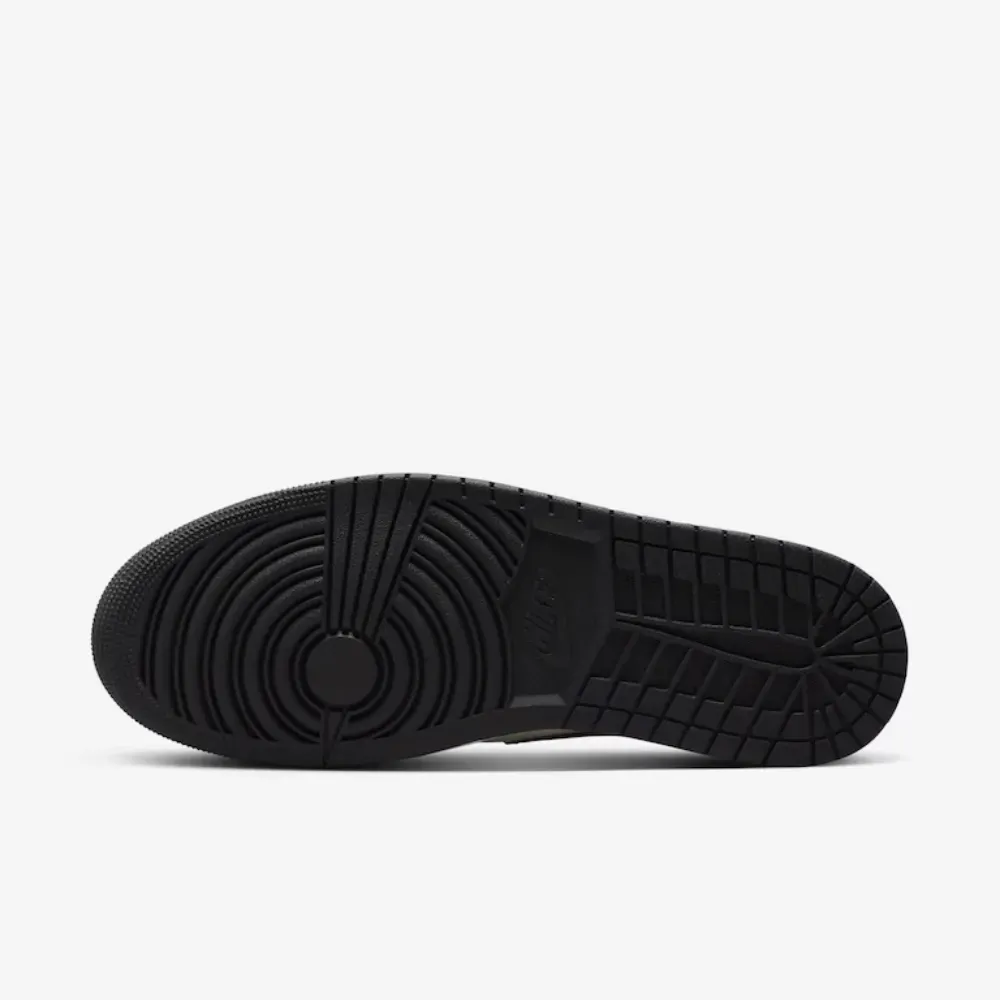Paris Saint-Germain x Air Jordan 1 Low Sail and Off Noir foto 5