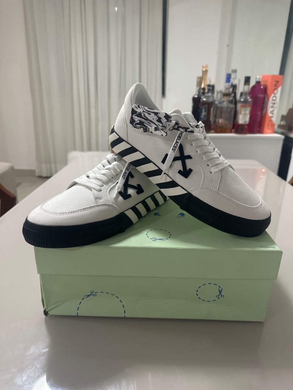 Off-White Vulcanized Low White Blue Canvas