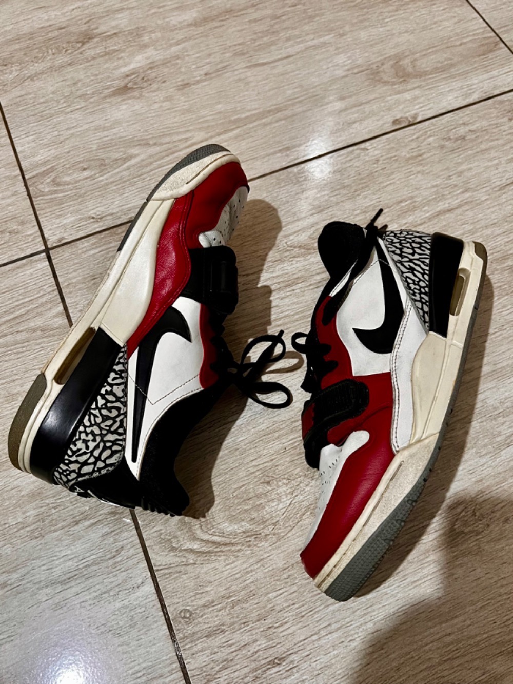 Air Jordan Legacy 312 Low Chicago