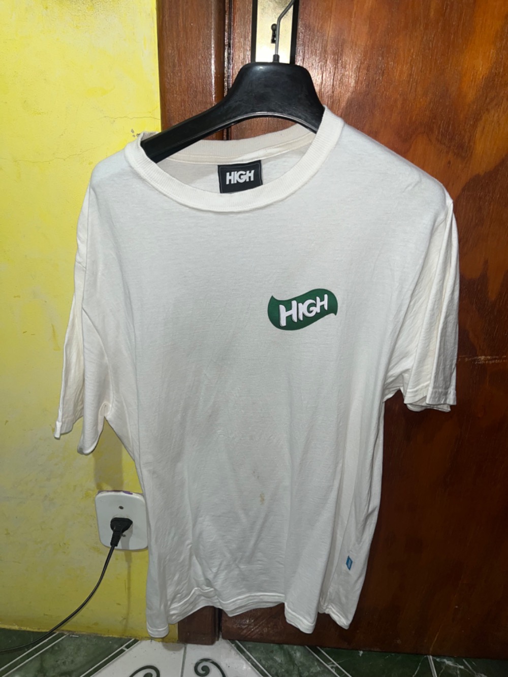 Camiseta High Company Juicy Branco — P, Usado