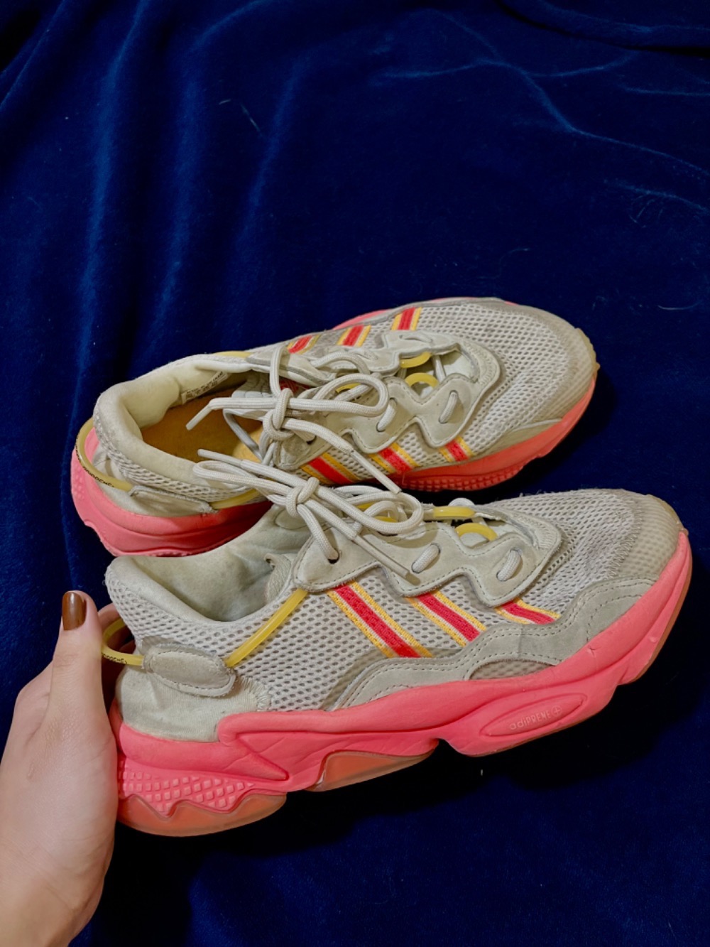 adidas Ozweego Grey