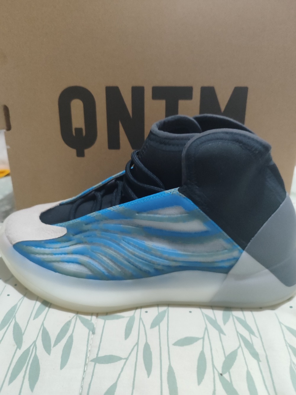 Yeezy QNTM BSKTBL Frozen Blue