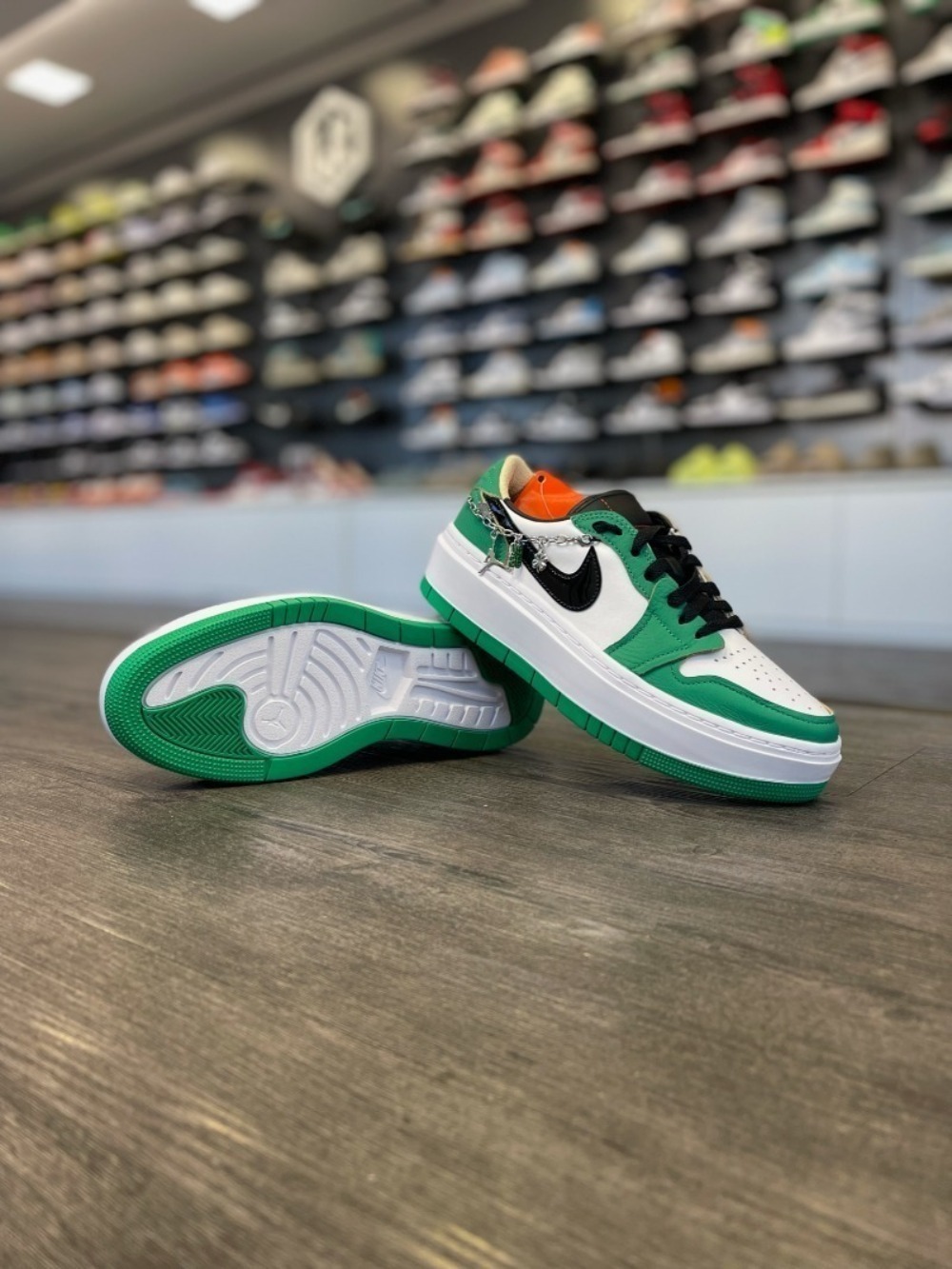 Air Jordan 1 Elevate Low SE Lucky Green