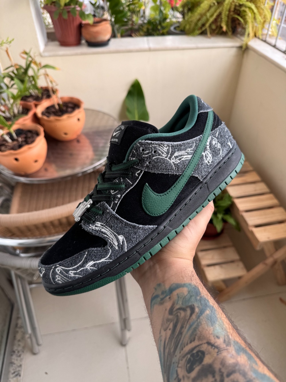 There x Nike SB Dunk Low Pro Anthracite and Gorge Green — 42, Novo
