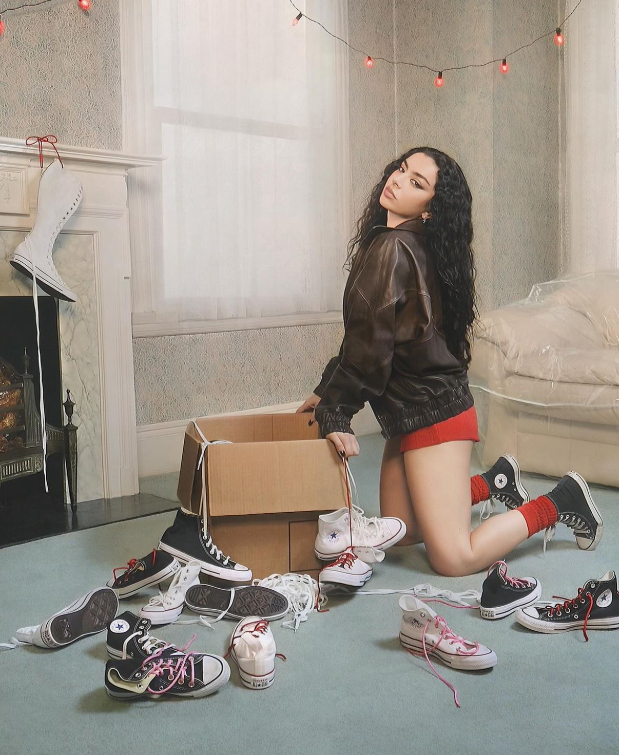 Converse Anuncia Parceria com Charli XCX