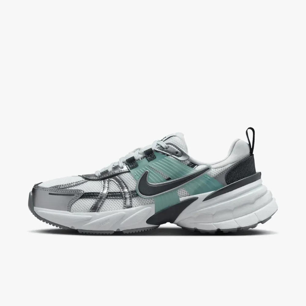 Nike V2K Run Summit White Dark Obsidian foto 1