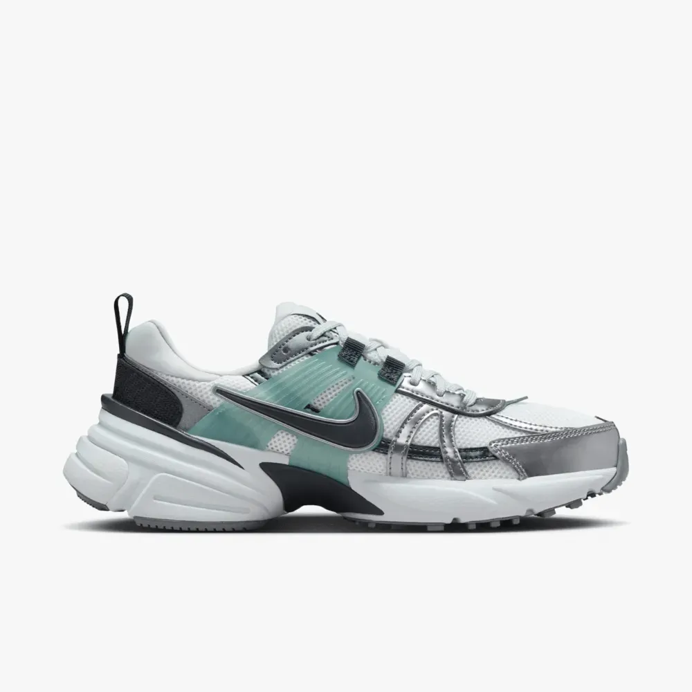 Nike V2K Run Summit White Dark Obsidian foto 3