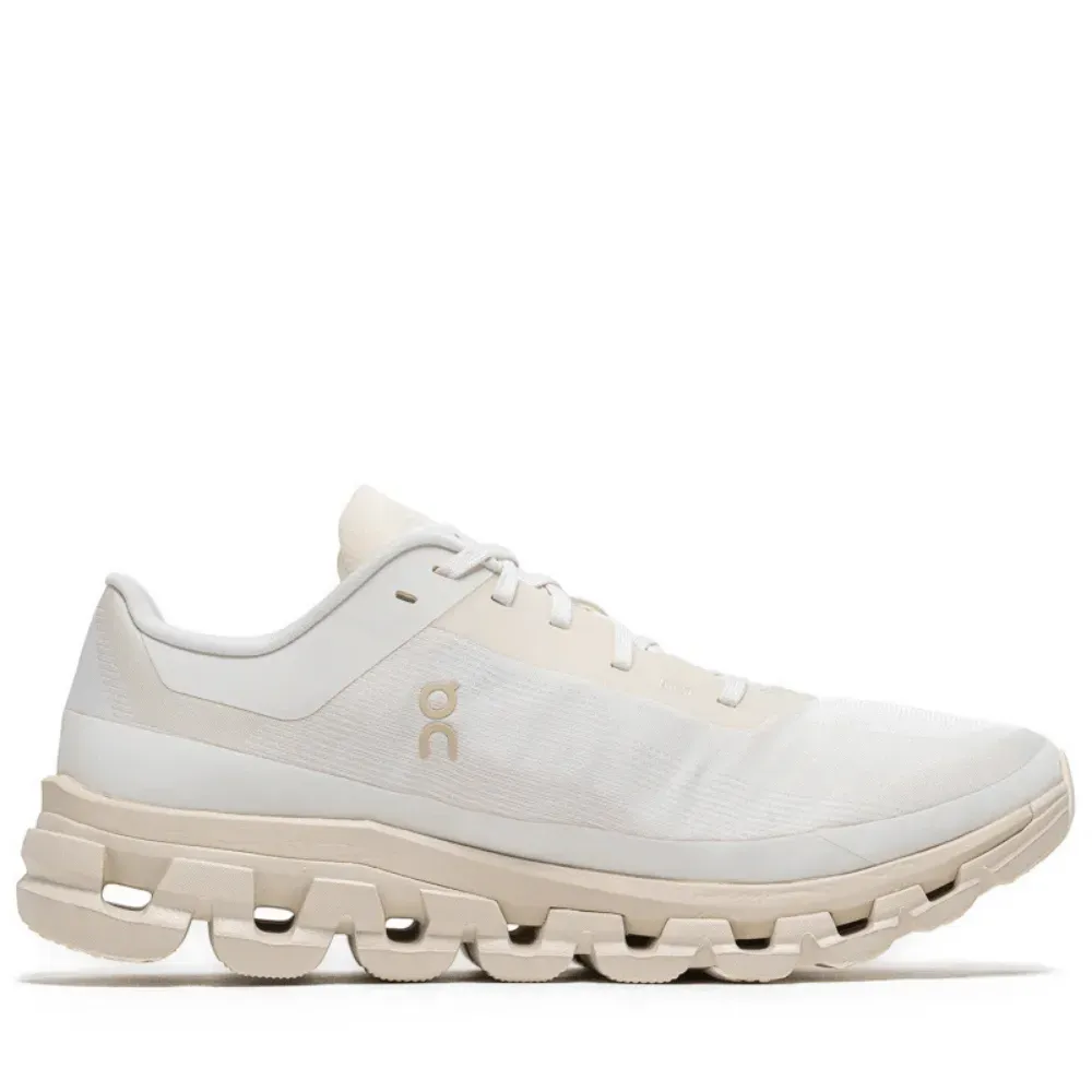 Bureau Borsche x On Running Cloudflow 4 IKON White Moon foto 2