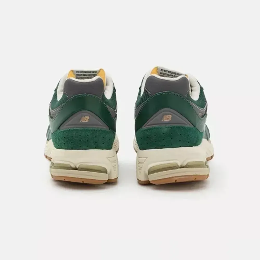 Imagem New Balance 2002R Nightwatch Green Vintage Leather
