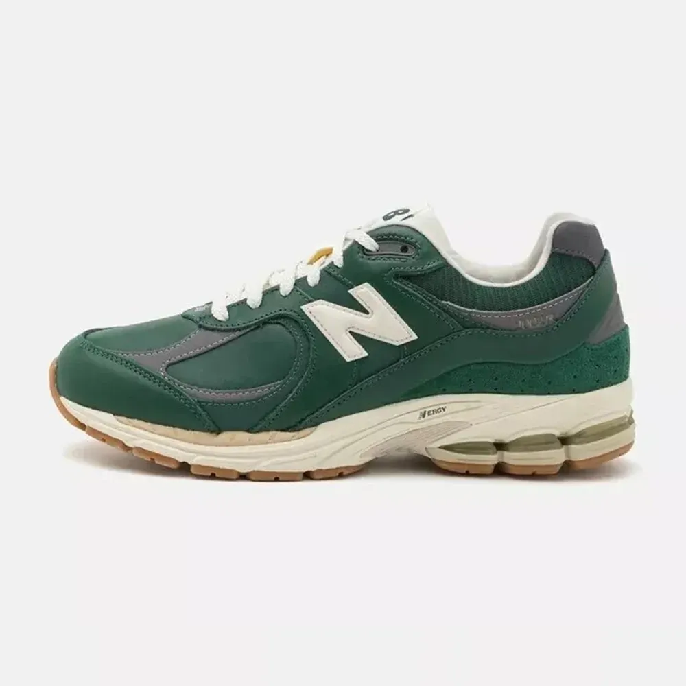Imagem New Balance 2002R Nightwatch Green Vintage Leather
