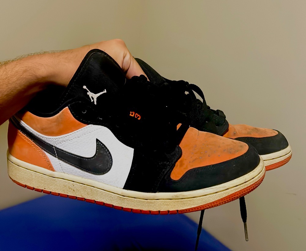 Air Jordan 1 Low Shattered Backboard — 40, Usado