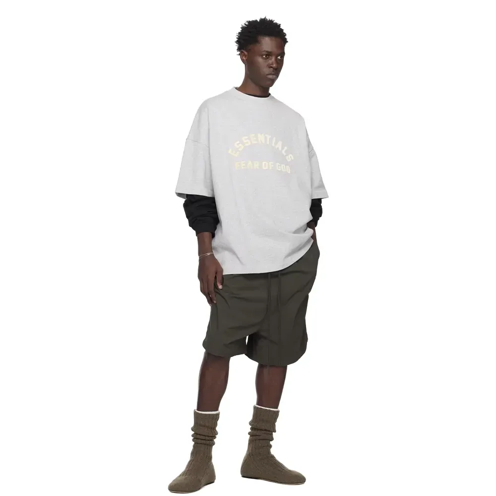 Camiseta Fear of God Essentials Crewneck Gray foto 3