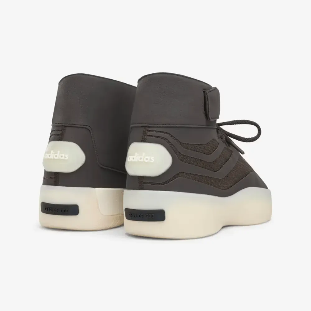 adidas Fear of God Athletics II High-Top Night Brown Cream White foto 3