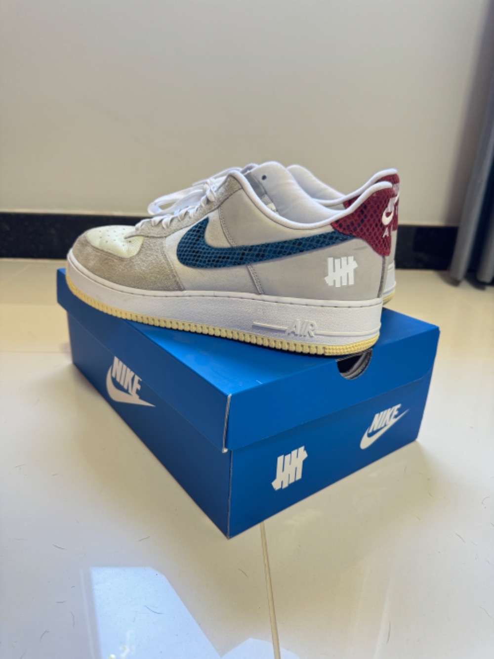 Undefeated x Nike Air Force 1 Low 5 On It — 46, Usado