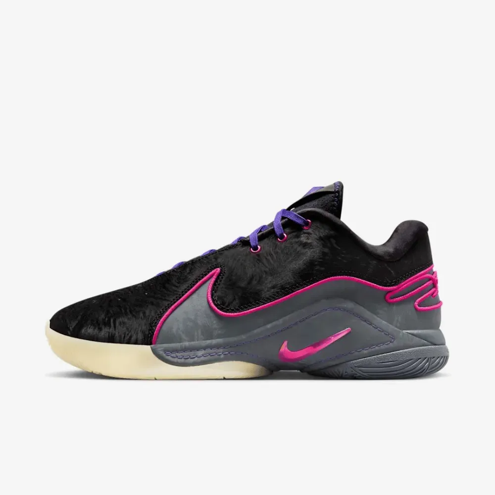 Nike LeBron 22 Tunnel Vision - Droper