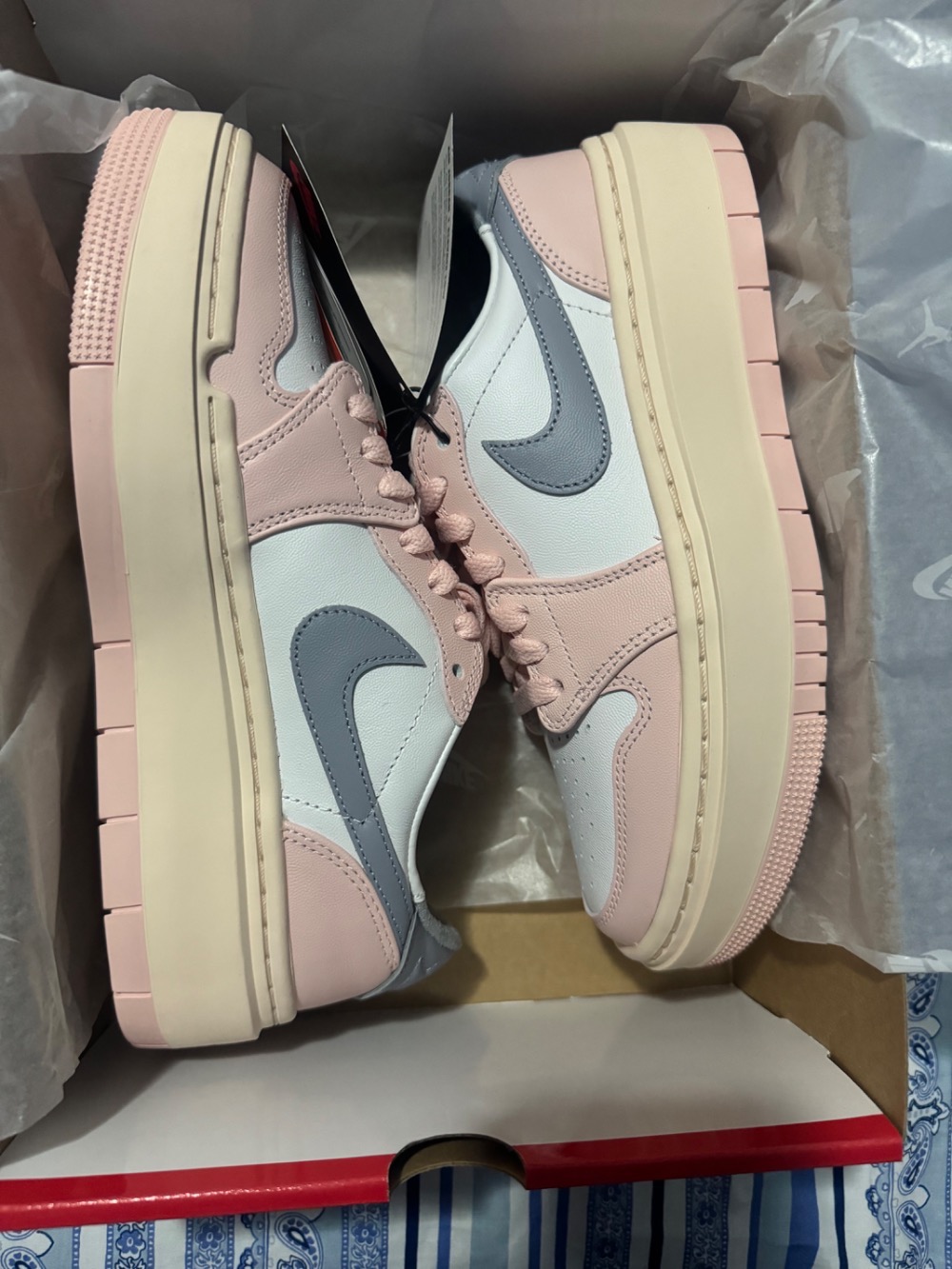Air Jordan 1 Elevate Low Guava Ice