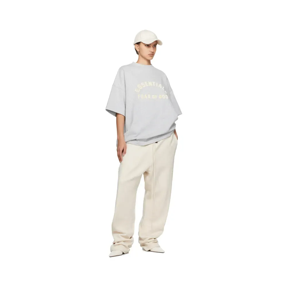 Camiseta Fear of God Essentials Crewneck Grey foto 3