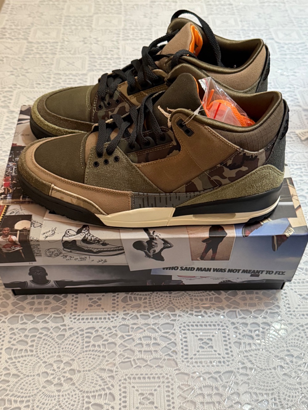 Air Jordan 3 Patchwork — 42, Novo
