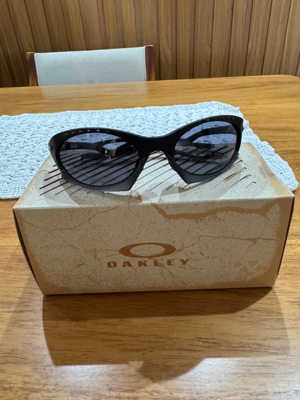 Óculos Oakley Plantaris Matte Black Prizm Grey