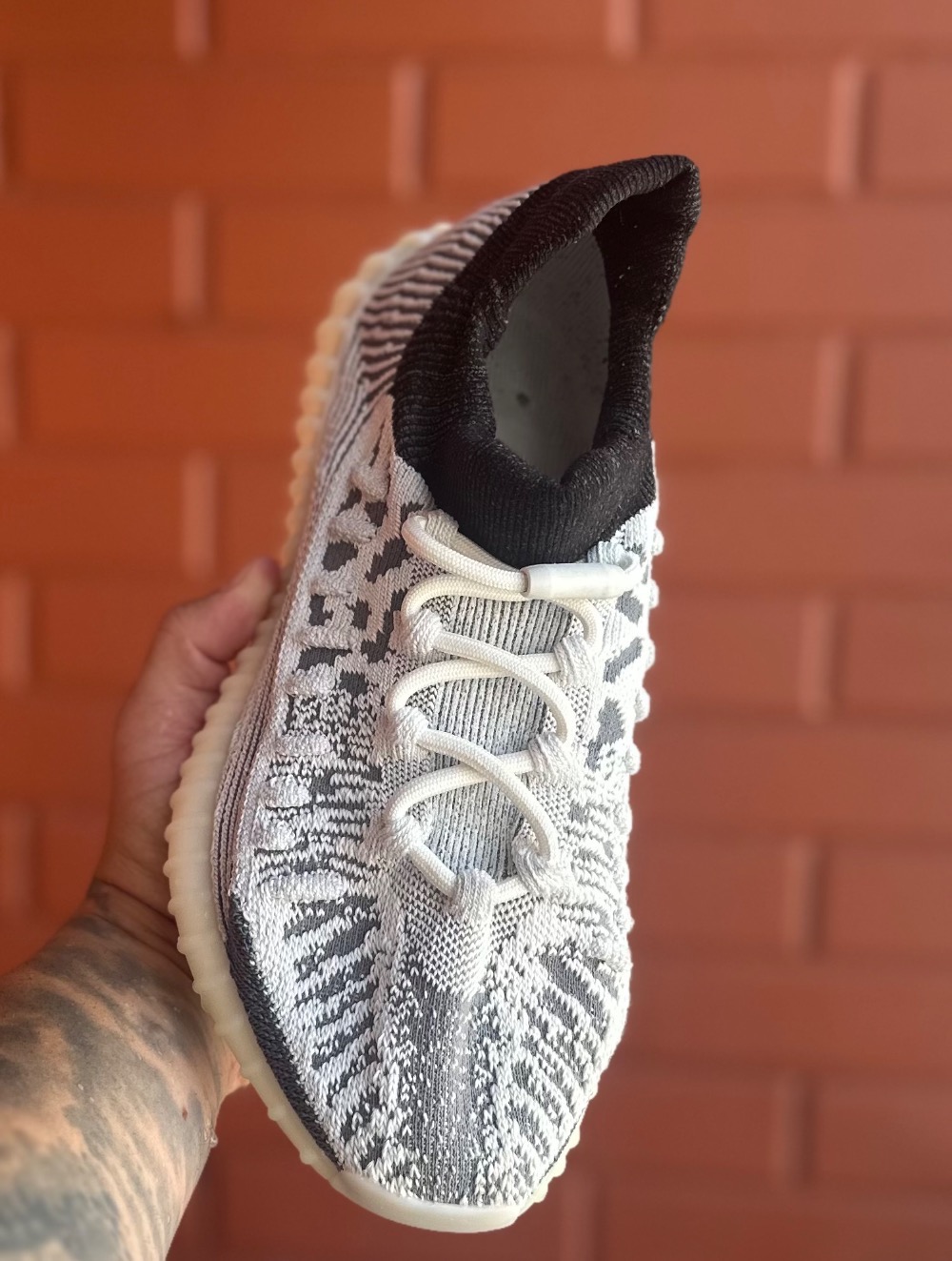 Yeezy 350 V2 CMPCT Slate White