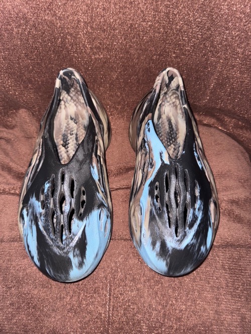 Yeezy Foam Runner MX Cinder