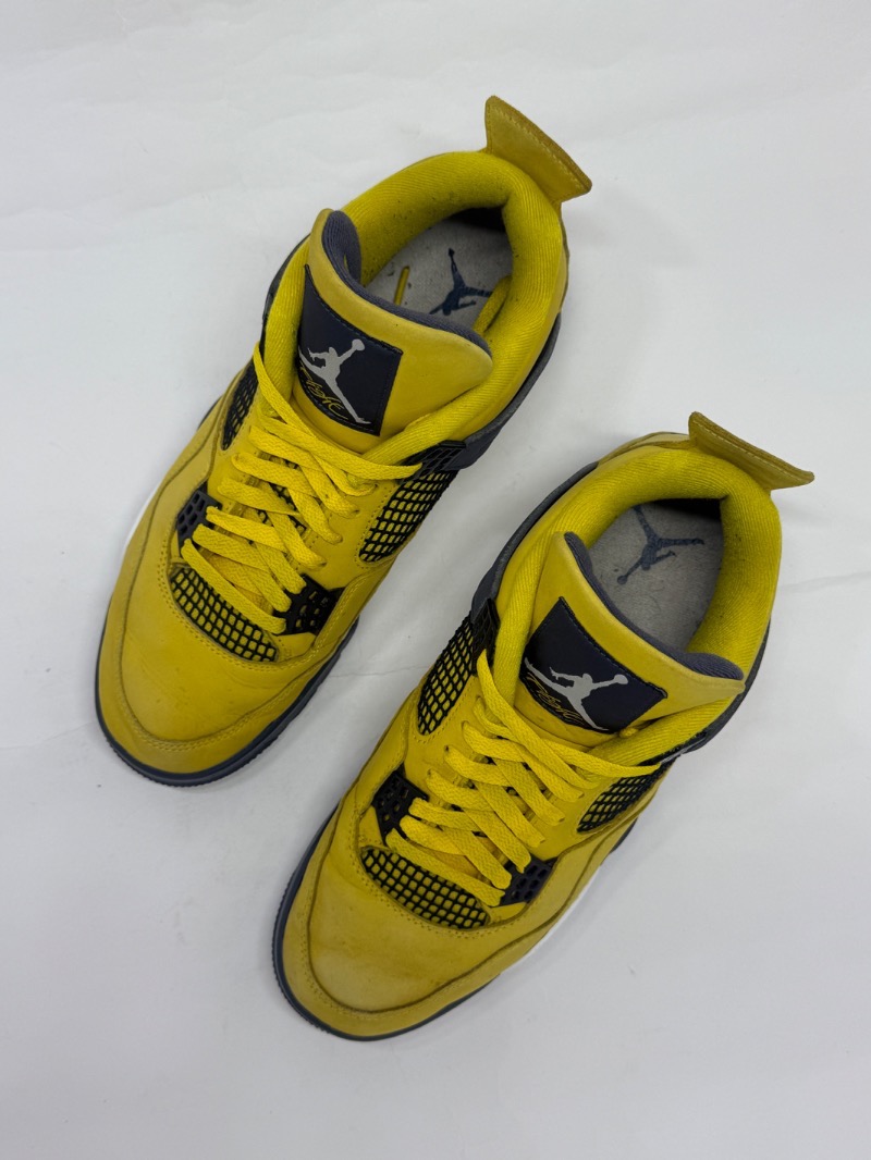 Foto 2 de Air Jordan 4 Lightning — 42, Usado