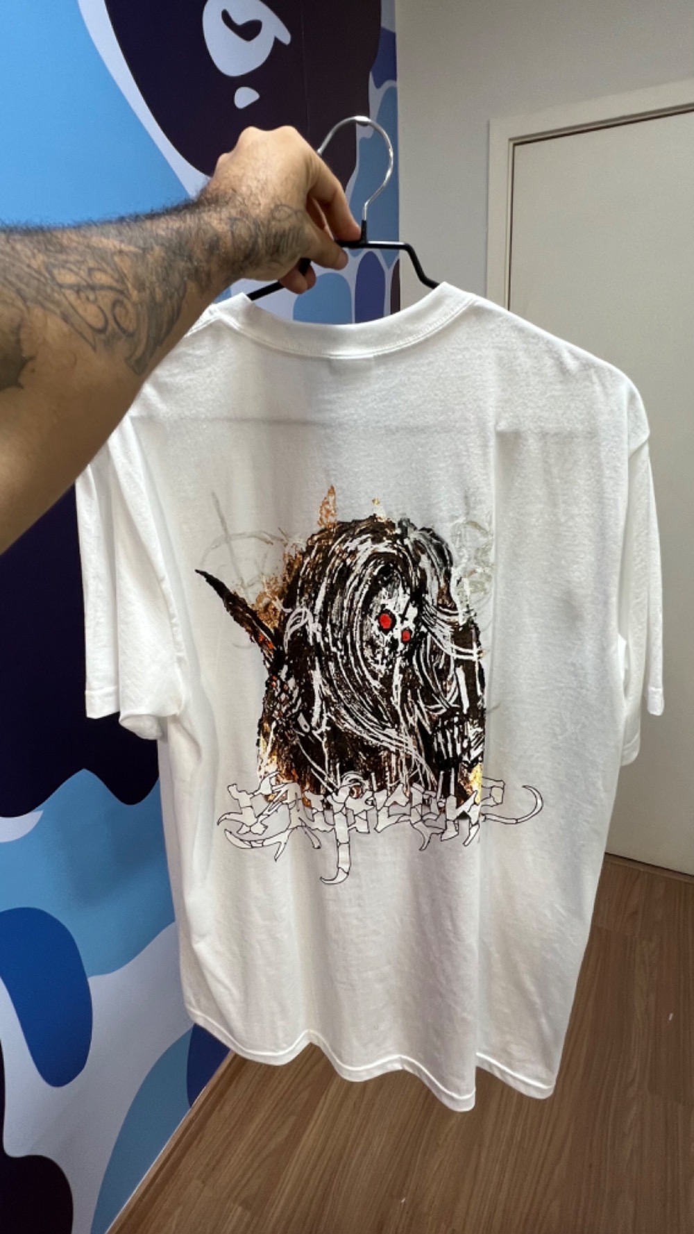 Camiseta Supreme Satan White — G, Novo