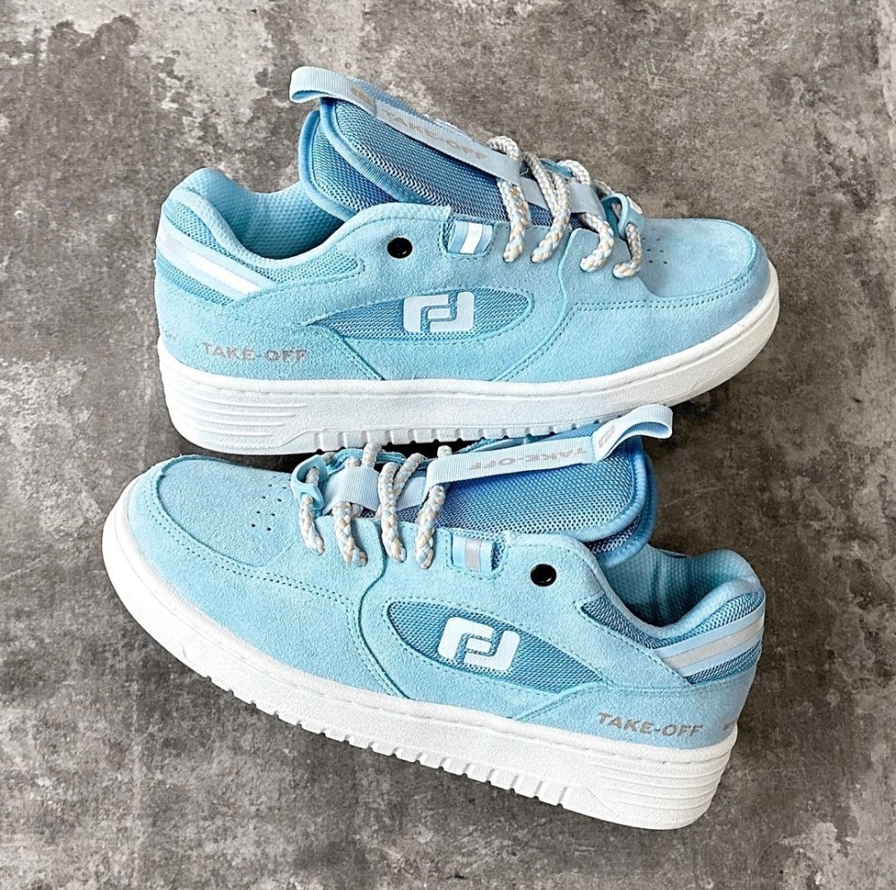 Freeday x TAKE-OFF Switch Azul Lunar