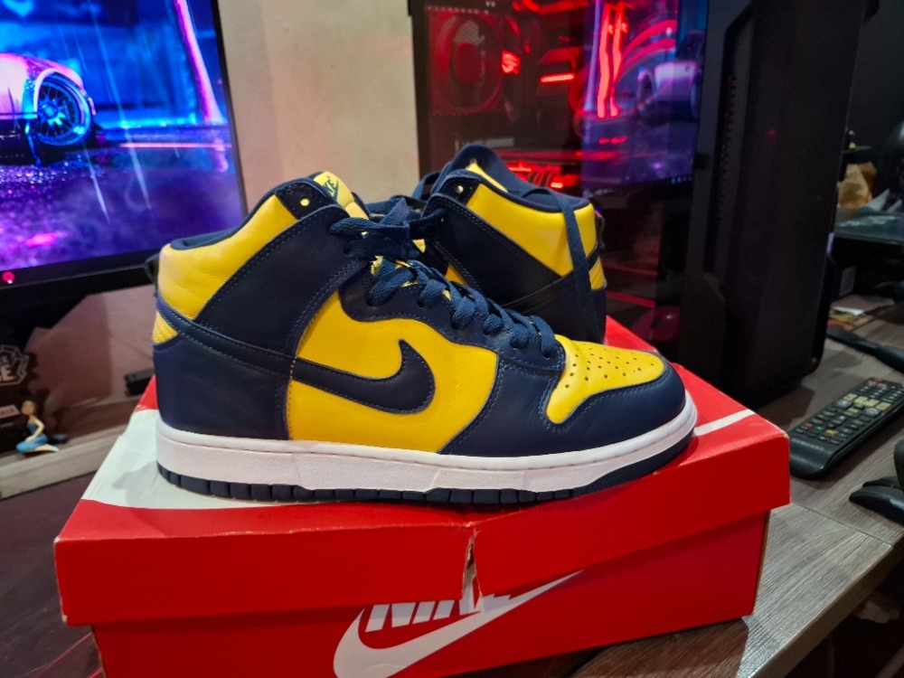 Nike Dunk High Up Rebel Michigan — 41, Usado