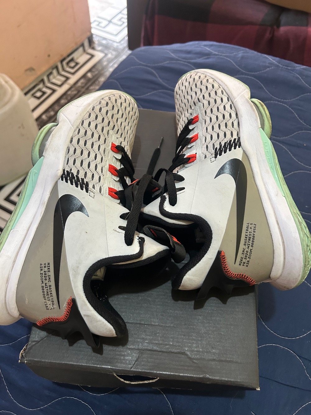 Nike LeBron Witness 5 Summit White Metallic Bronze
