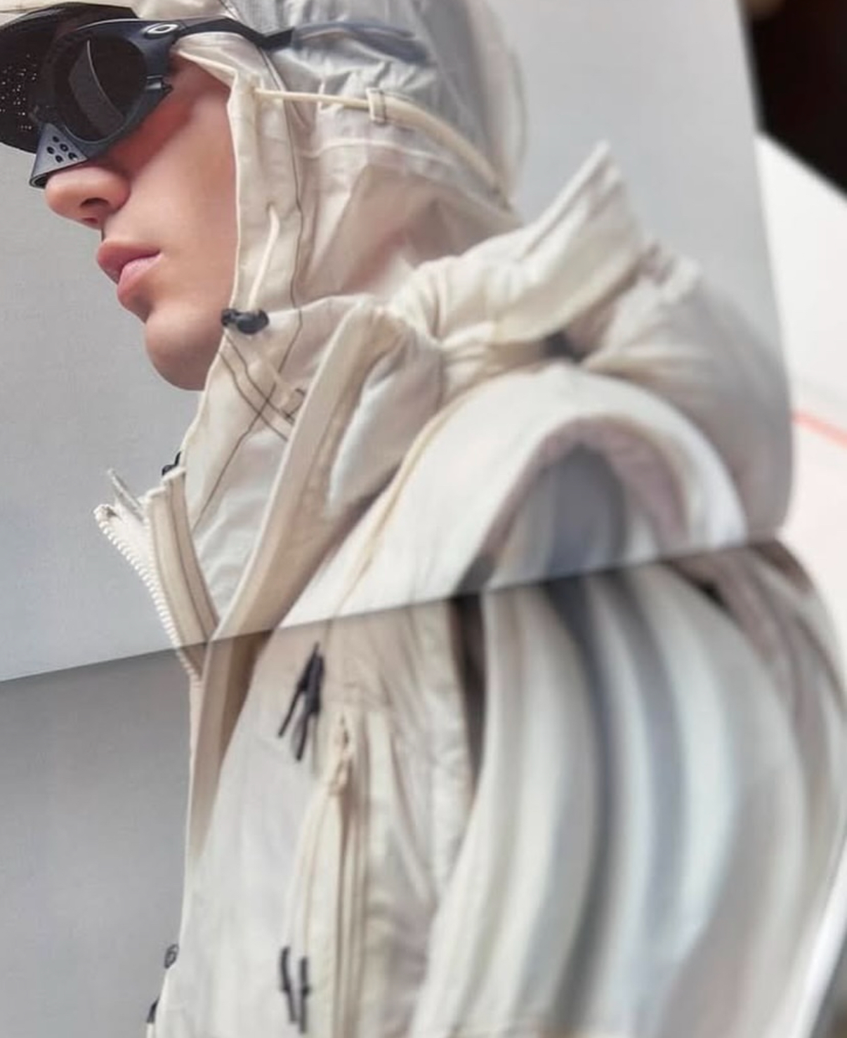 Oakley apresenta prévia da coleção Outono/Inverno na Paris Fashion Week