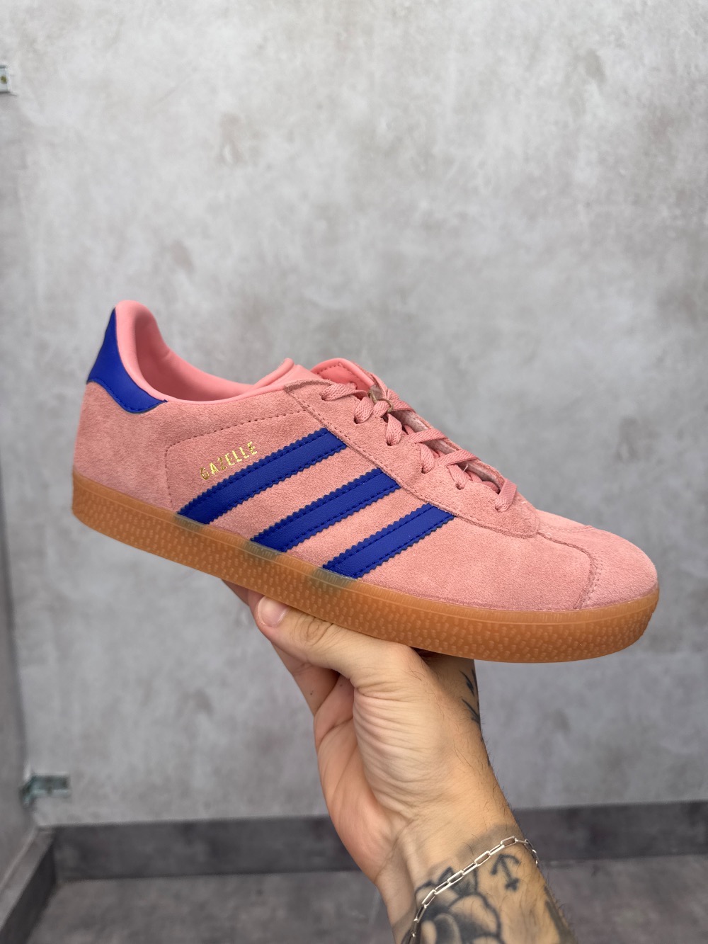 adidas Gazelle Kids Semi Pink Spark Lucid Blue — 34 / 35 / 36 / 37, Novo