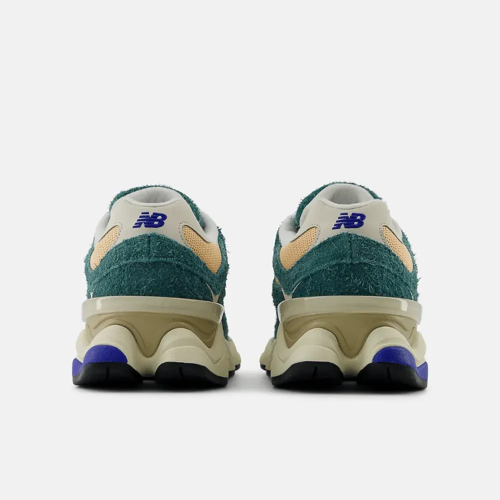 New Balance 9060 New Spruce Peach Blossom Team Royal - Droper
