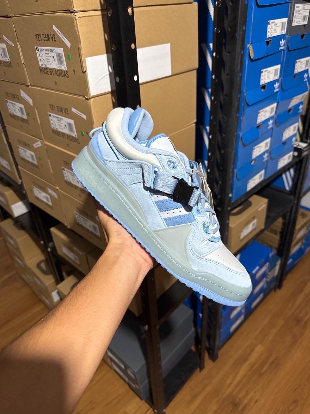 Bad Bunny x adidas Forum Buckle Low Blue Tint — 44, Novo