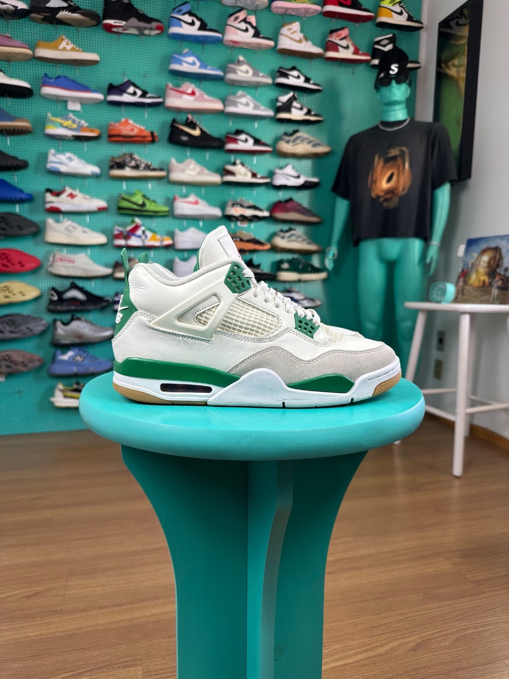 Nike SB x Air Jordan 4 Pine Green — 42, Usado