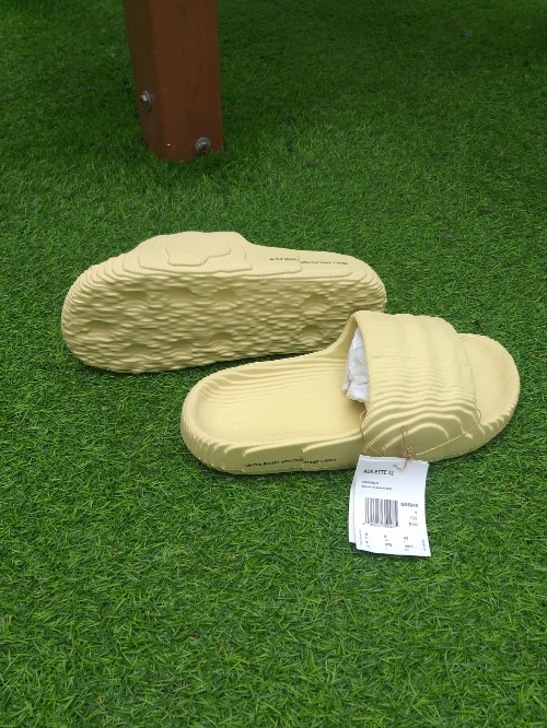 adidas Adilette 22 Desert Sand
