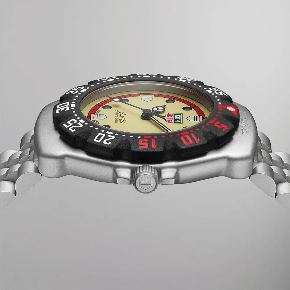 Kith x Tag Heuer Relógio Formula 1 Stainless Steel Beige Red - Droper