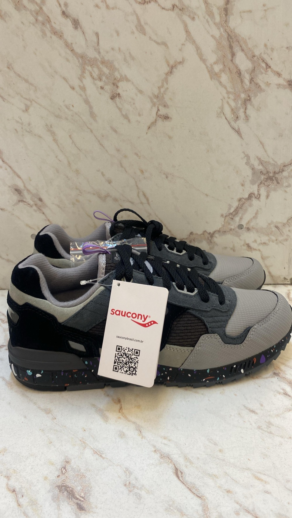 Albino & Preto x Saucony Shadow 5000 Black