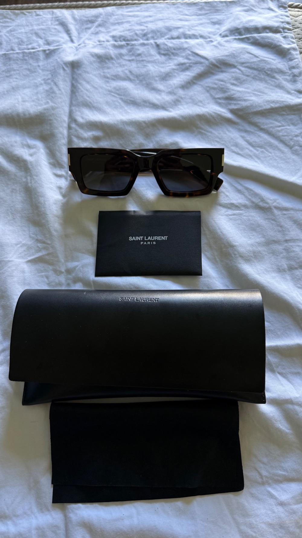 Óculos Yves Saint Laurent SL 572 002