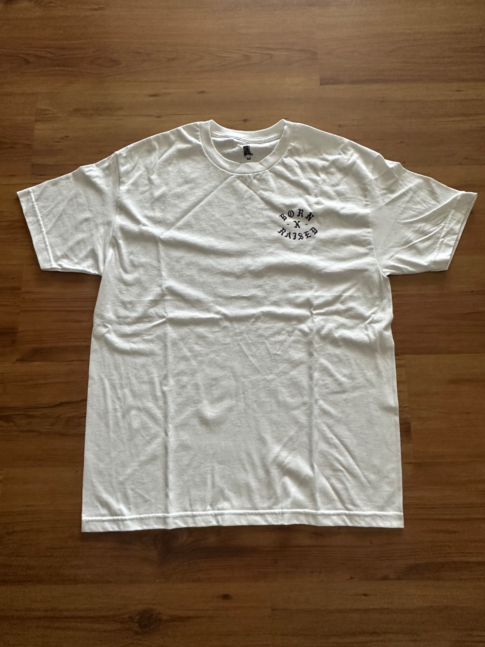Camiseta Born x Raised Reserve Love Me Tender White