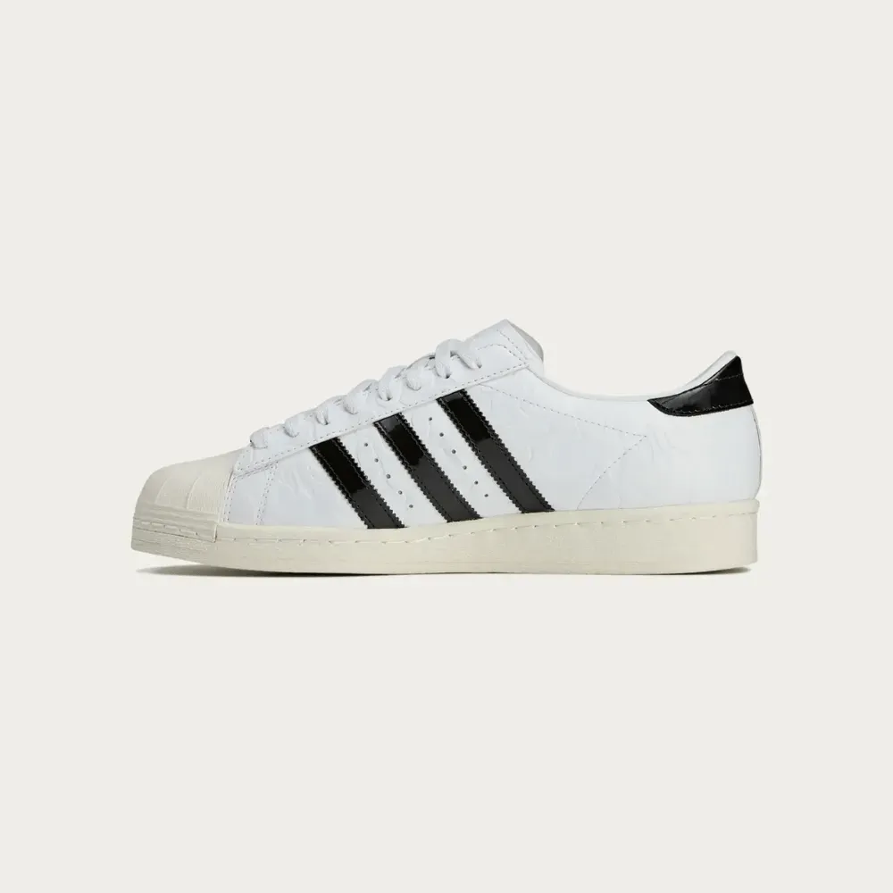 A Bathing Ape BAPE x adidas Superstar White foto 3