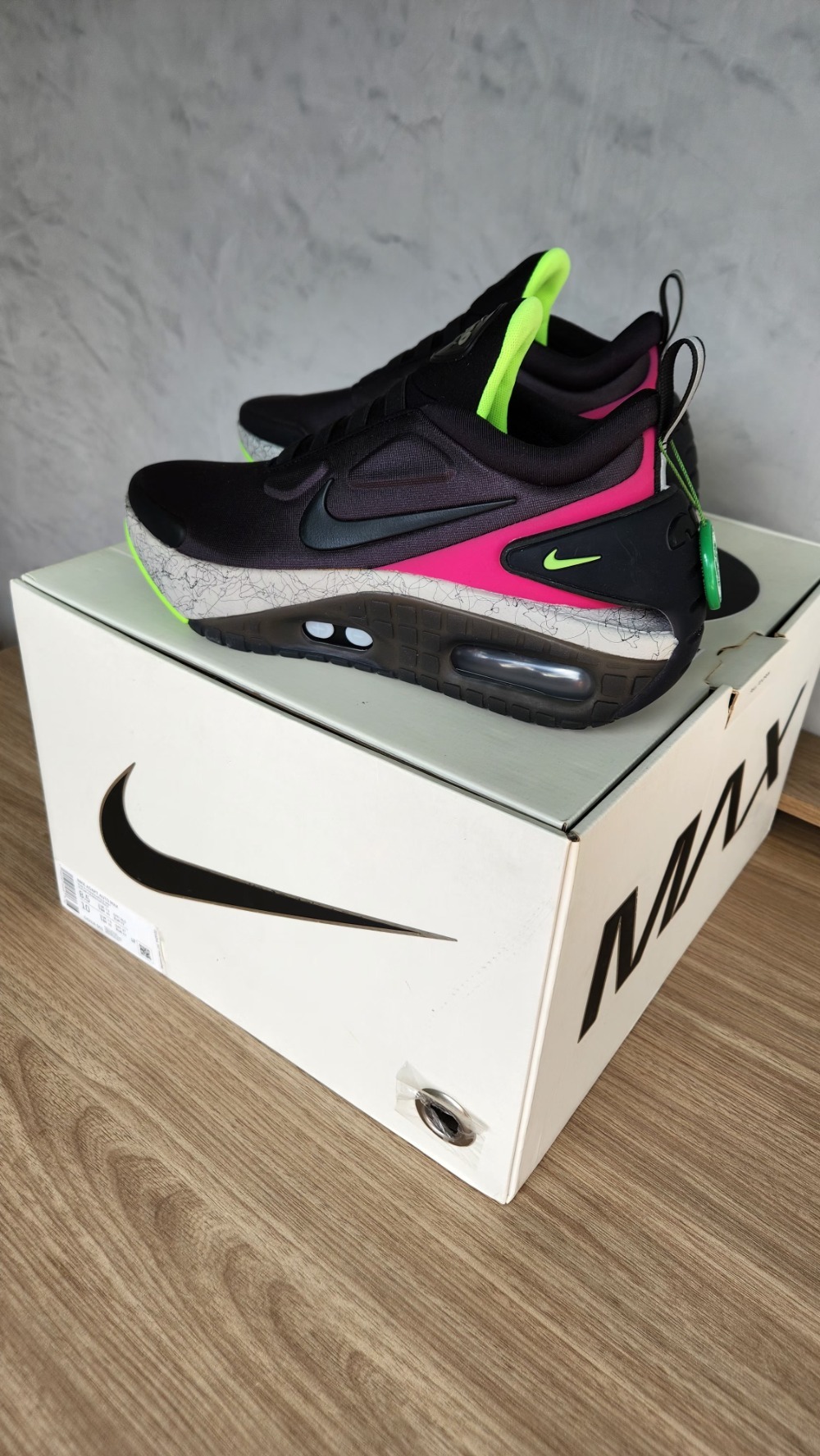 nike adapt auto max berry